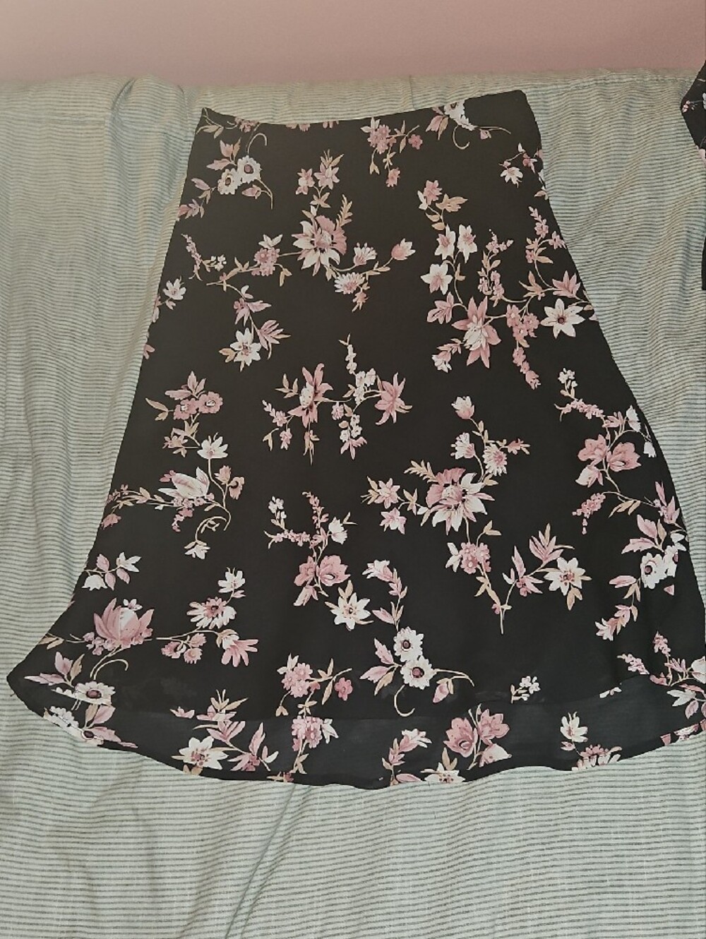 Black Floral A-Line Skirt with Pink Blooms - Women's - Picture 4 of 4